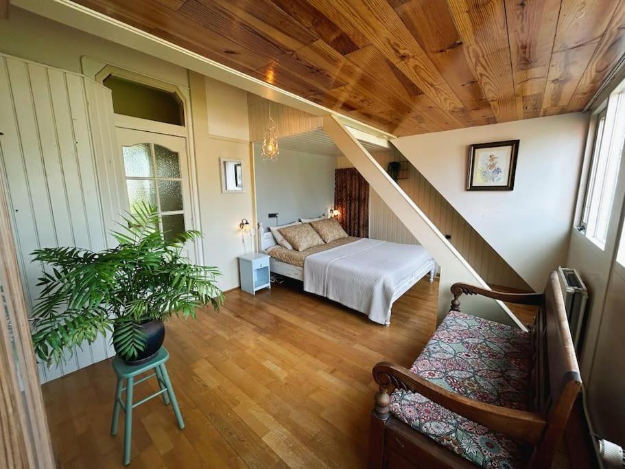 Villa Onder De Kastanje! à Koedijk Extérieur photo